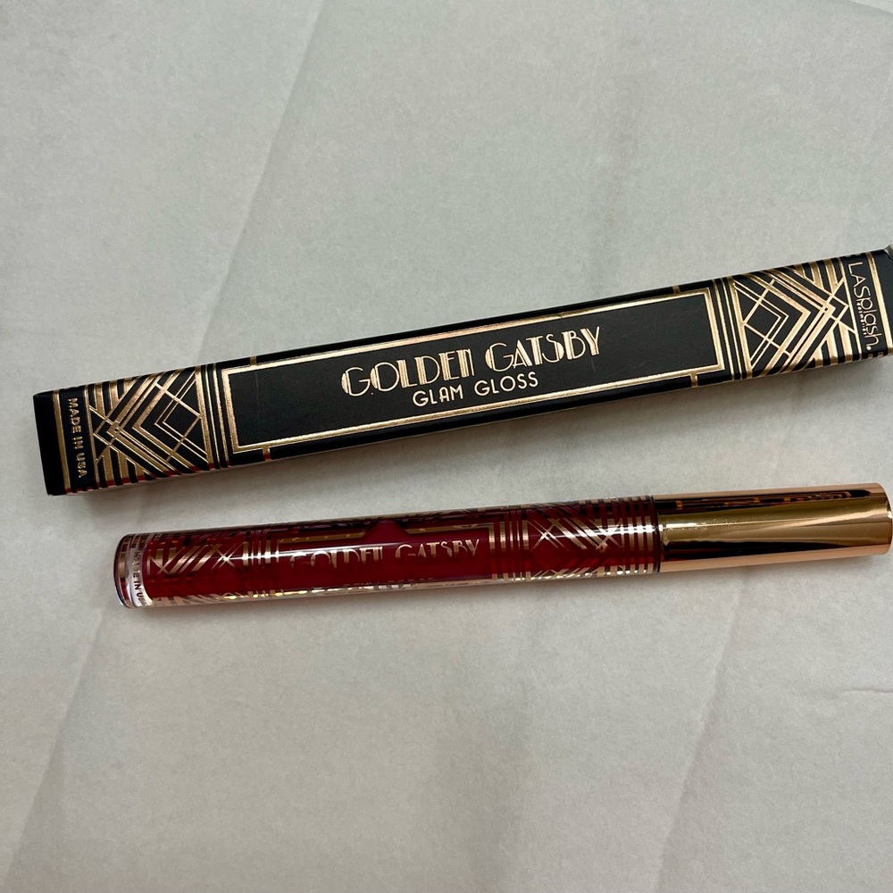 LASplash Golden Gatsby Glam Gloss
Lip Gloss Cupids Bow